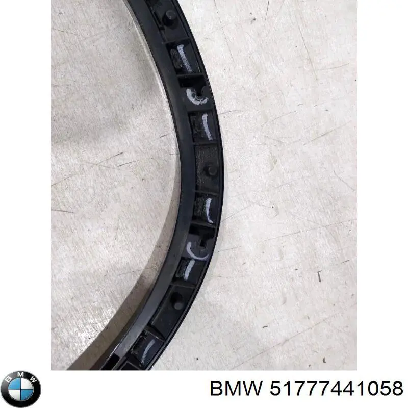 Poszerzenie (nakładka) reperaturki błotnika przedniego prawy BMW 51777441058 cena, od 198,82 USD
