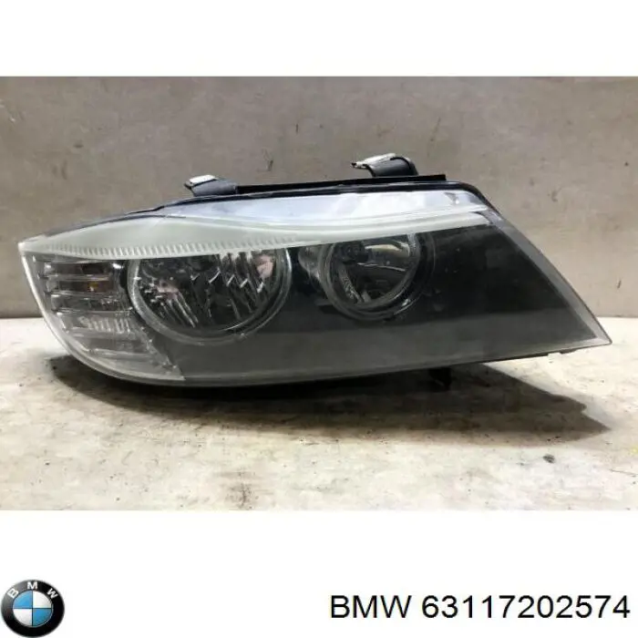 Do koszyka 63117202574 BMW Reflektor prawy