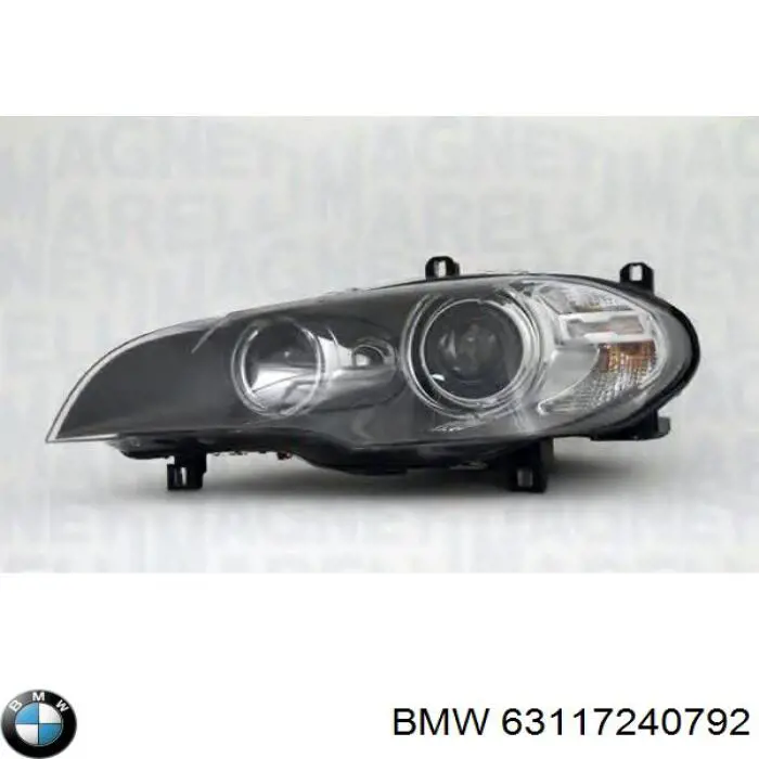 63117240792 BMW Reflektor prawy