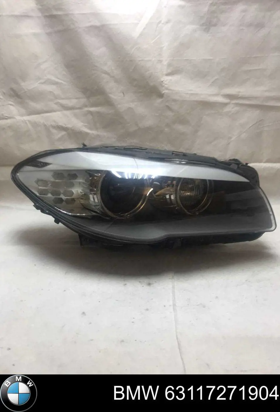 Reflektor prawy BMW 63117271904 cena, od 342,73 USD