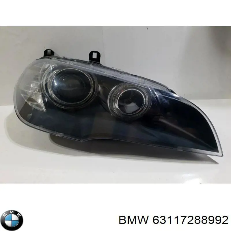 Reflektor prawy BMW 63117288992 cena, od 485,62 USD