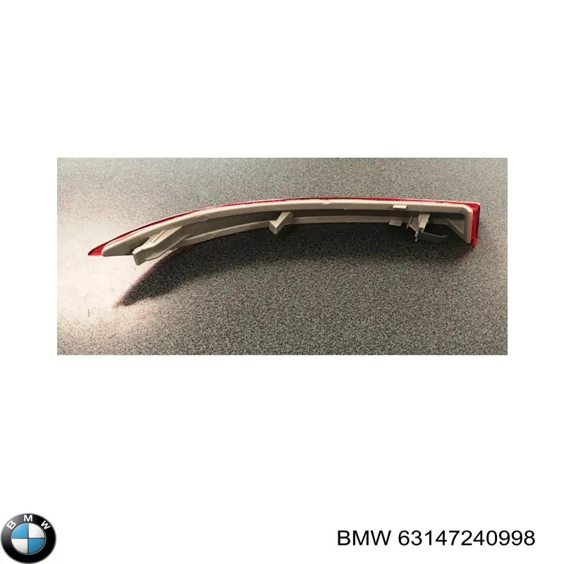 Lampa odblaskowa zderzaka tylnego prawa 7240998 BMW