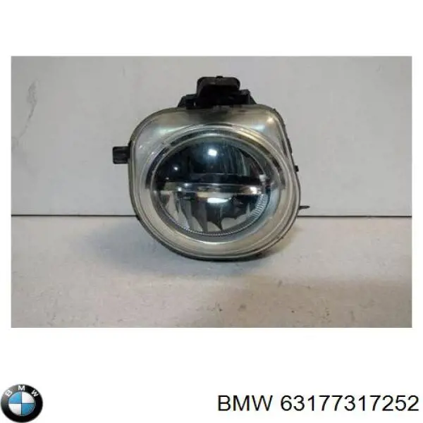 Do koszyka 63177317252 BMW Lampa przeciwmgielna prawa