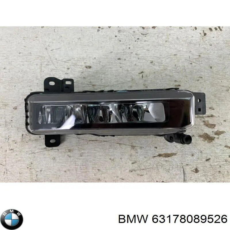 Lampa przeciwmgielna prawa BMW 63178089526 cena, od 243,47 USD