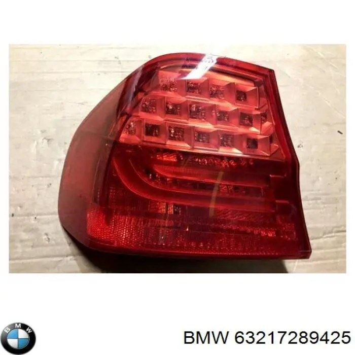 Lampa zespolona tylna lewa zewnętrzna BMW 63217289425 cena, od 165,15 USD
