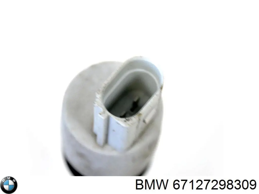 Pompka spryskiwacza szyby przedniej BMW 67127298309 cena, od 64,70 USD