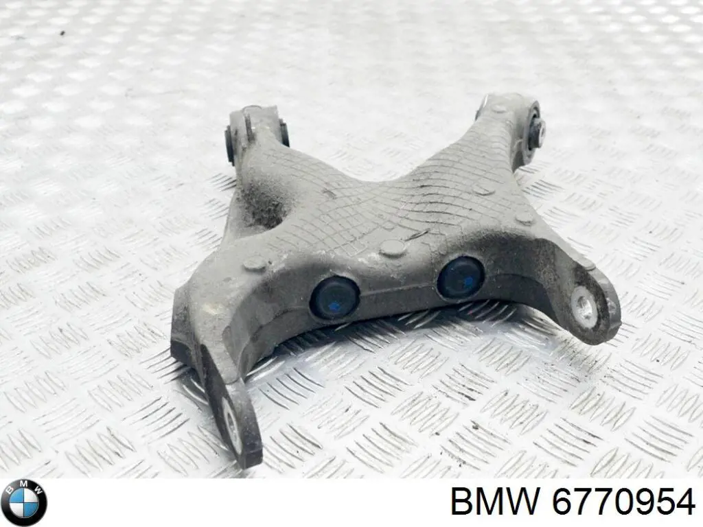 6770954 BMW Wahacz zawieszenia tylnego dolny prawy