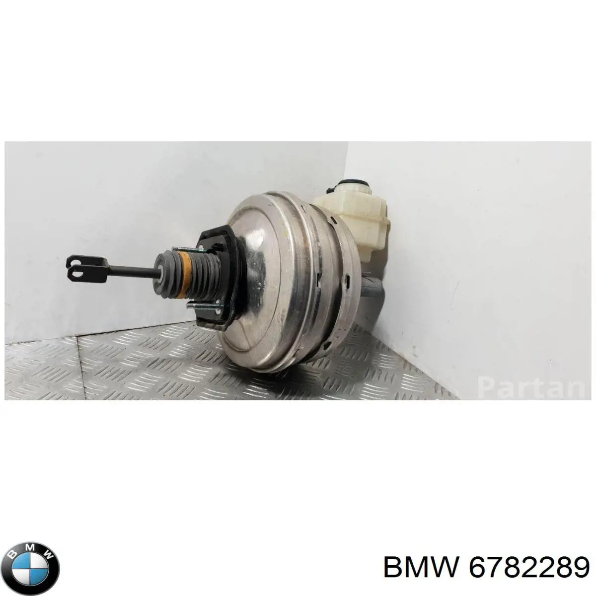 Zbiorniczek głównego cylindra hamulcowego (płynu hamulcowego) BMW 5 sedana (F10) (2009 - 2016) cena, od 63,69 USD