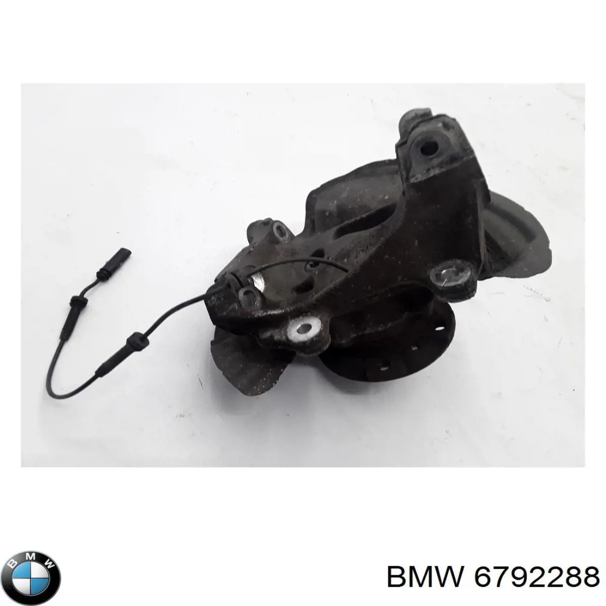 Czop (zwrotnica) przedni prawy BMW 6792288