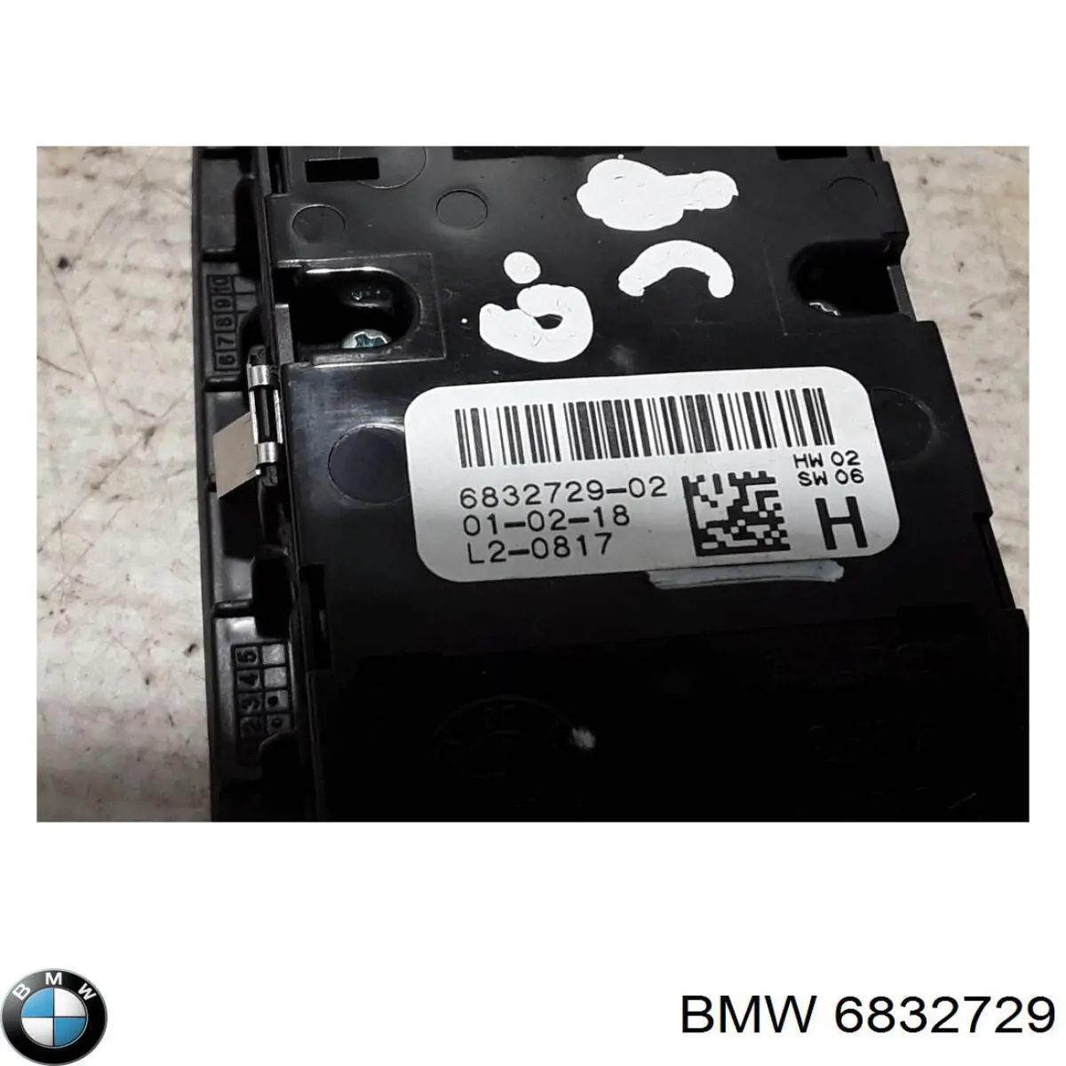 6832729 BMW Panel przyciskowy sterowania podnośnikiem szyby przedni lewy