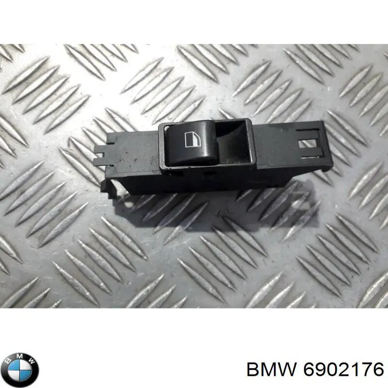 6902176 BMW Panel przyciskowy sterowania podnośnikiem szyby przedni prawy