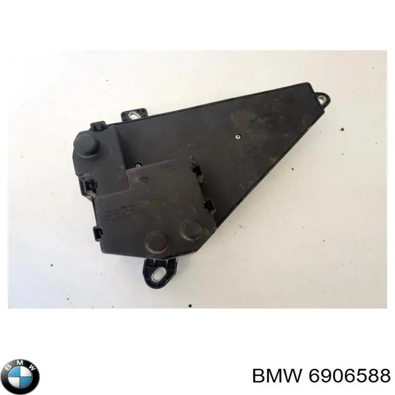 Do koszyka Skrzynka bezpieczników BMW 5  E60