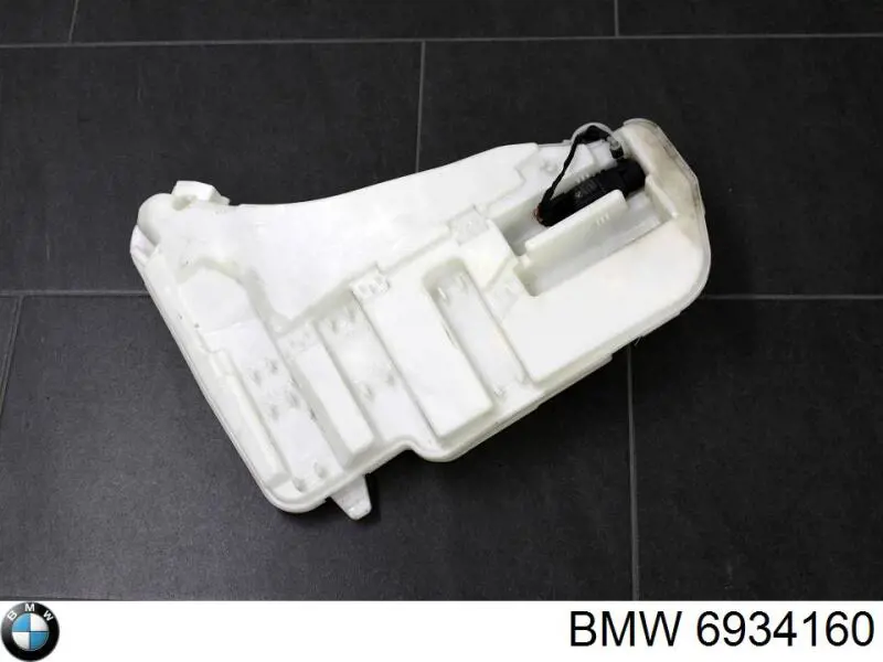 6934160 BMW Pompka spryskiwacza szyby przedniej