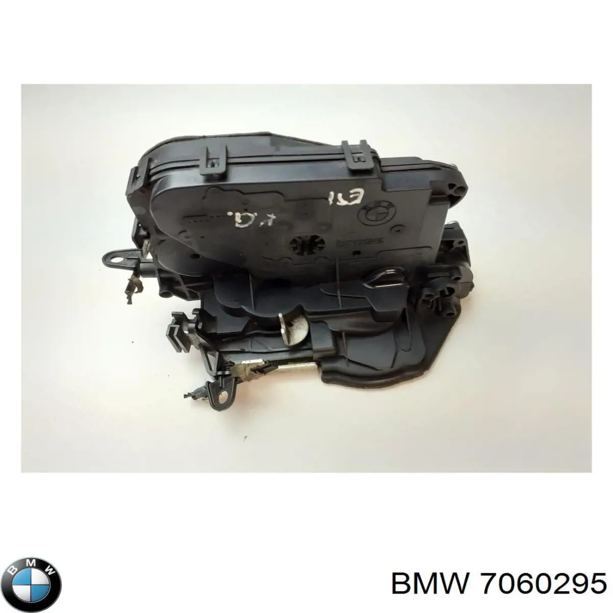 Zamek drzwi tylnych lewych BMW 7060295 cena, od 74,07 USD