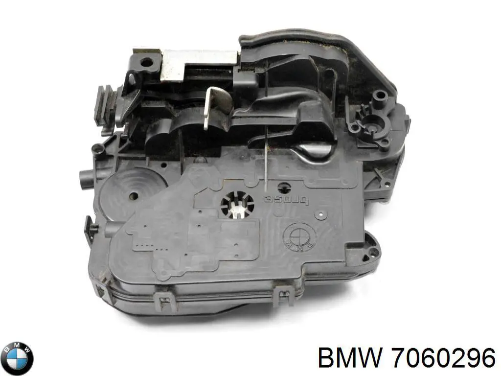 Zamek drzwi tylnych prawych BMW 7060296 cena, od 62,99 USD