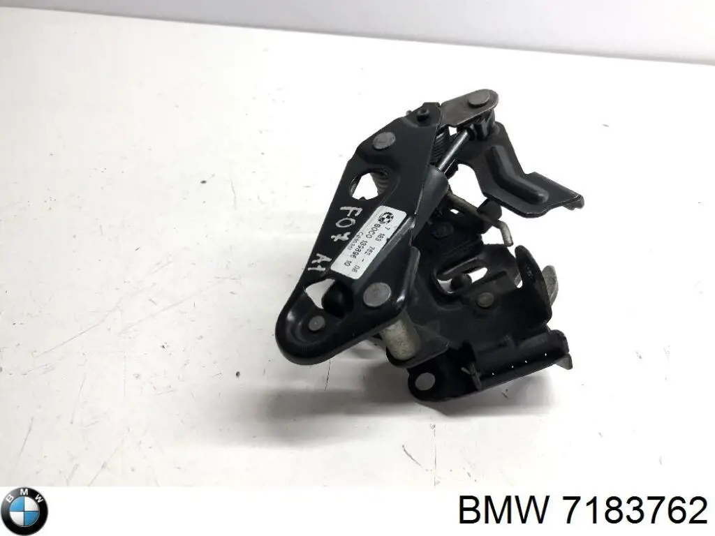 Zamek maski prawy BMW 7183762 cena, od 76,62 USD