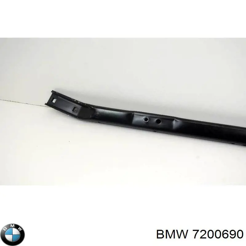 Nakładka panelu przedniego (osłony chłodnicy) górna BMW 7200690 cena, od 77,65 USD