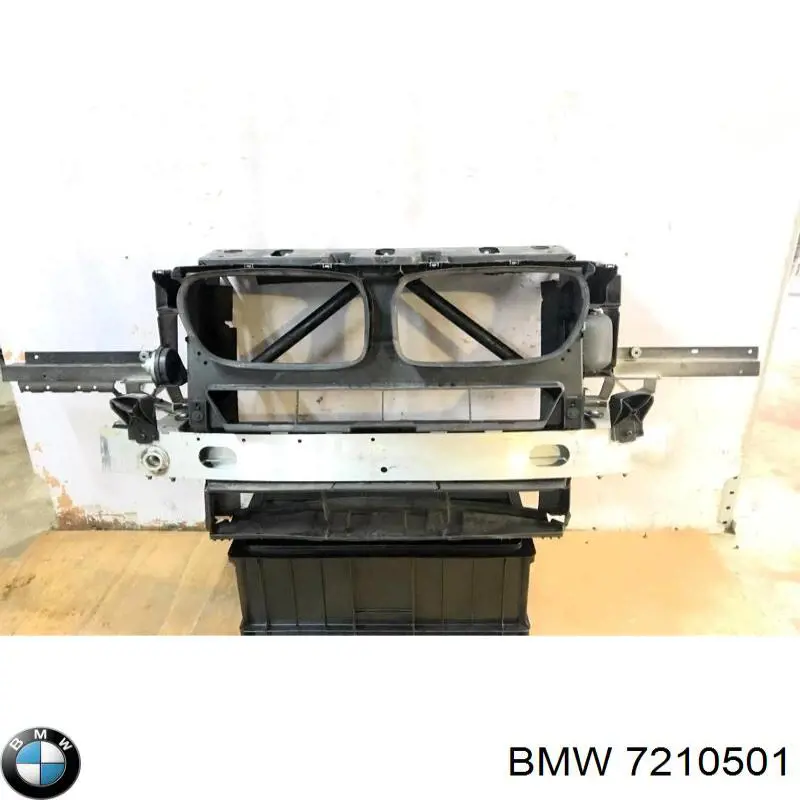 Do koszyka 7210501 BMW Osłona chłodnicy górna (panel mocowania reflektorów)