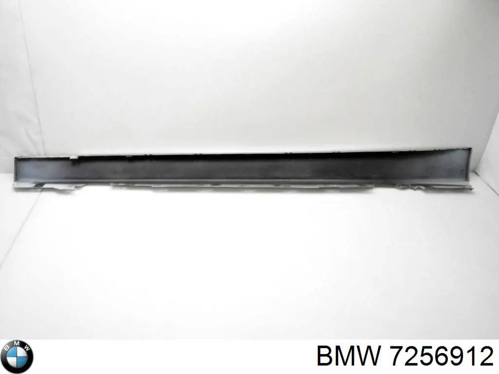 Nakładka (listwa ochronna) na próg zewnętrzna prawa BMW 7256912 cena, od 115,77 USD