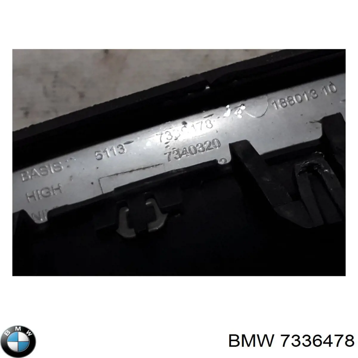 Atrapa chłodnicy prawa 7336478 BMW