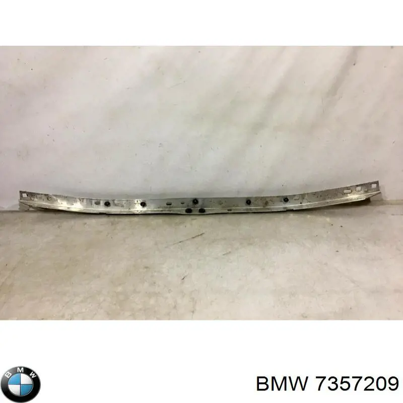 7357209 BMW Osłona chłodnicy górna (panel mocowania reflektorów)