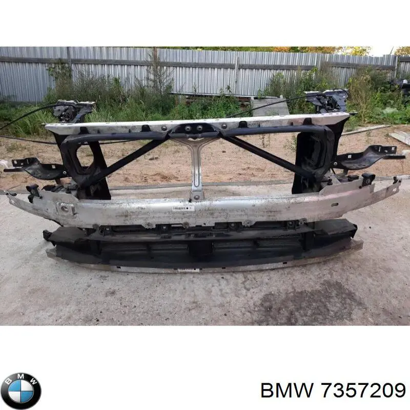 Do koszyka 7357209 BMW Osłona chłodnicy górna (panel mocowania reflektorów)