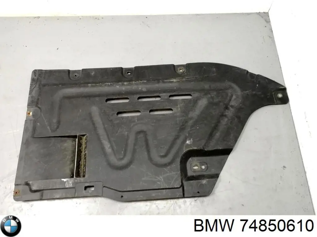 Do koszyka 74850610 BMW Osłona podwozia, zbiornika paliwa