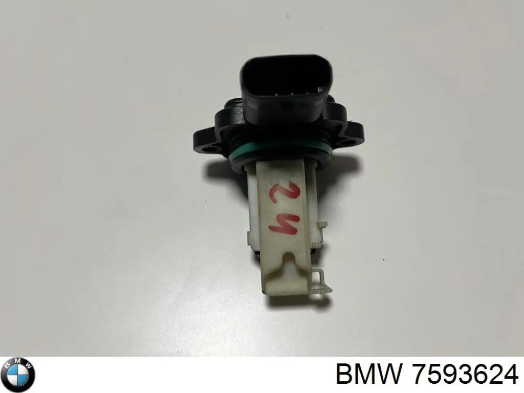 Czujnik przepływu powietrza, przepływomierz powietrza M.A.F. BMW 7593624 cena, od 97,76 USD