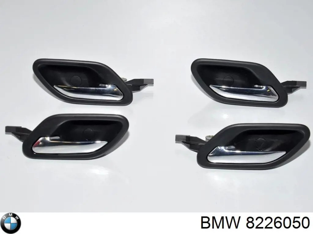 Klamka drzwi prawych przednia/tylna wewnętrzna BMW 8226050 cena, od 27,41 USD