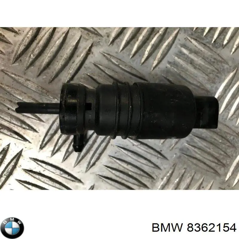 Do koszyka 8362154 BMW Pompka spryskiwacza szyby przedniej