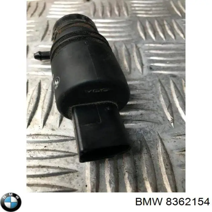 Pompka spryskiwacza szyby przedniej BMW 8362154