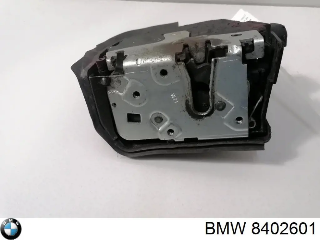 Zamek drzwi tylnych lewych BMW 8402601 cena, od 80,02 USD