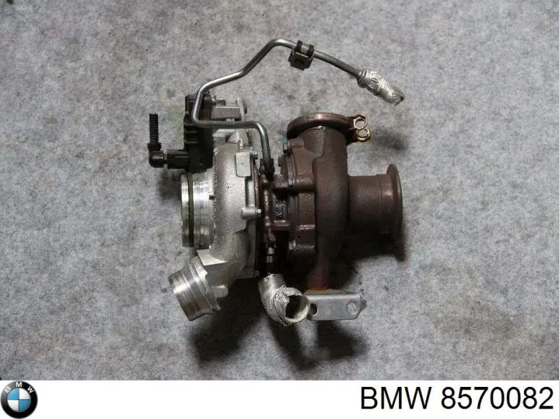 8570082 BMW Turbina