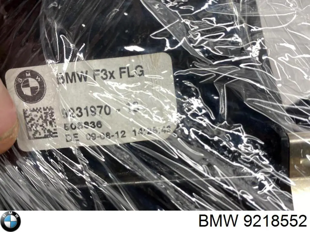 Kratka wentylacji wnętrza na "torpedo" 9218552 BMW