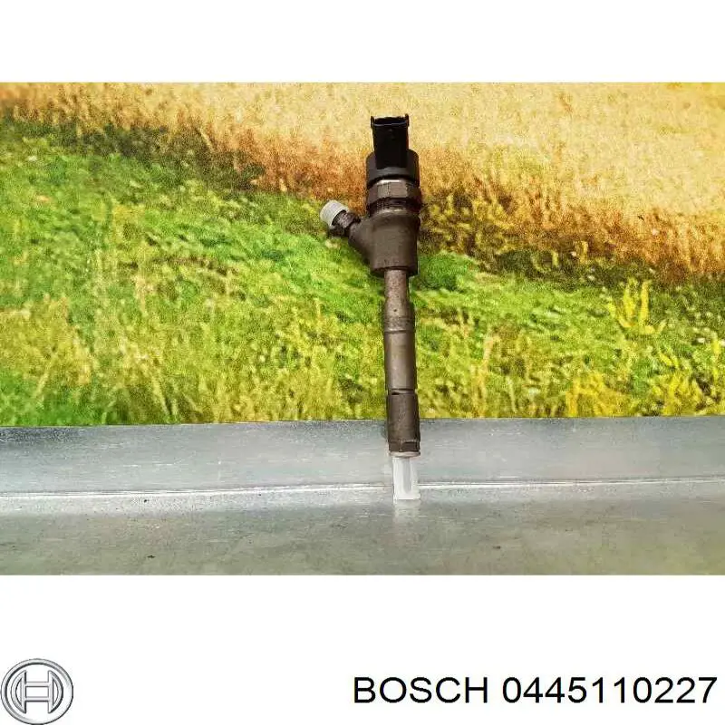 Wtryskiwacz paliwa 2367033040 Bosch