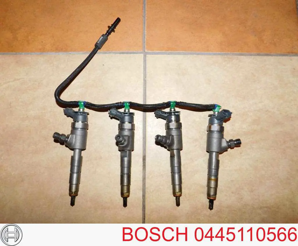 Do koszyka 0445110566 Bosch Wtryskiwacz paliwa