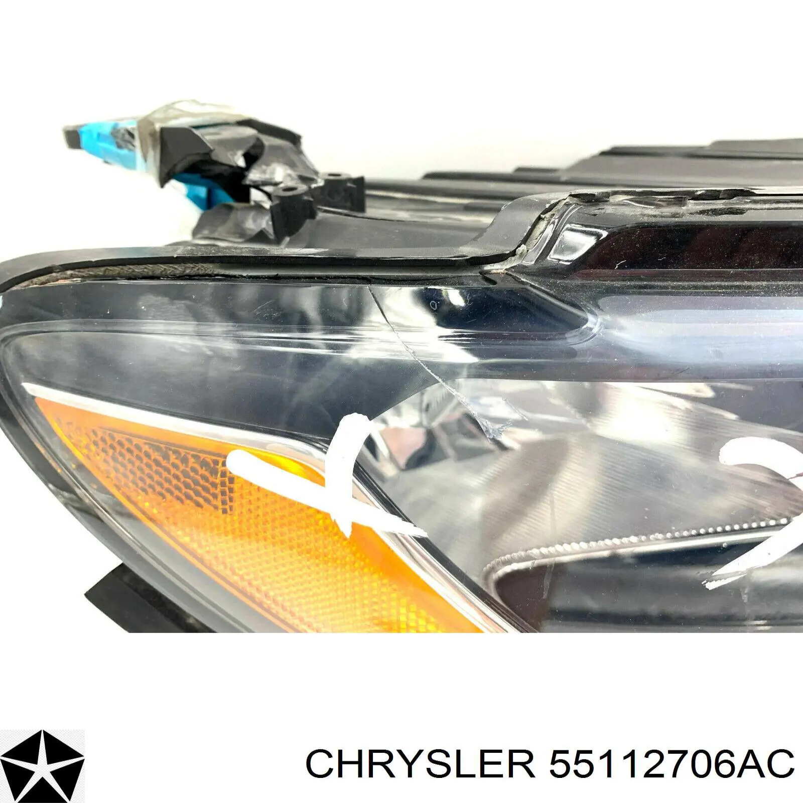 55112706AC Chrysler Reflektor prawy