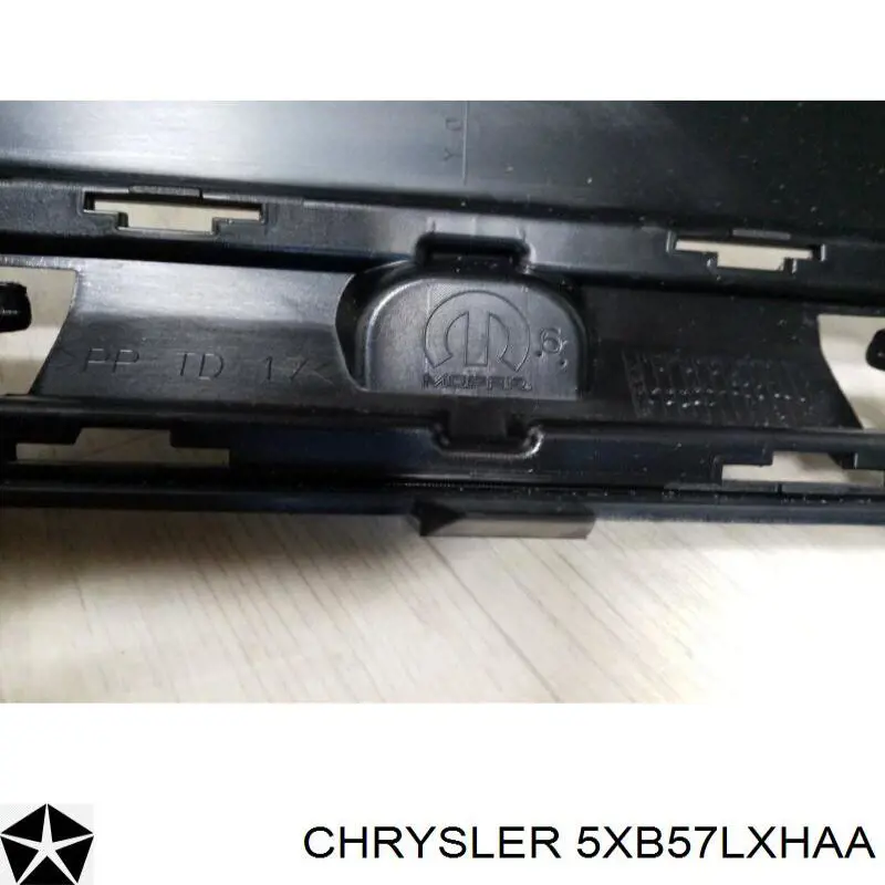 Zderzak przedni Chrysler 5XB57LXHAA cena, od 114,35 USD