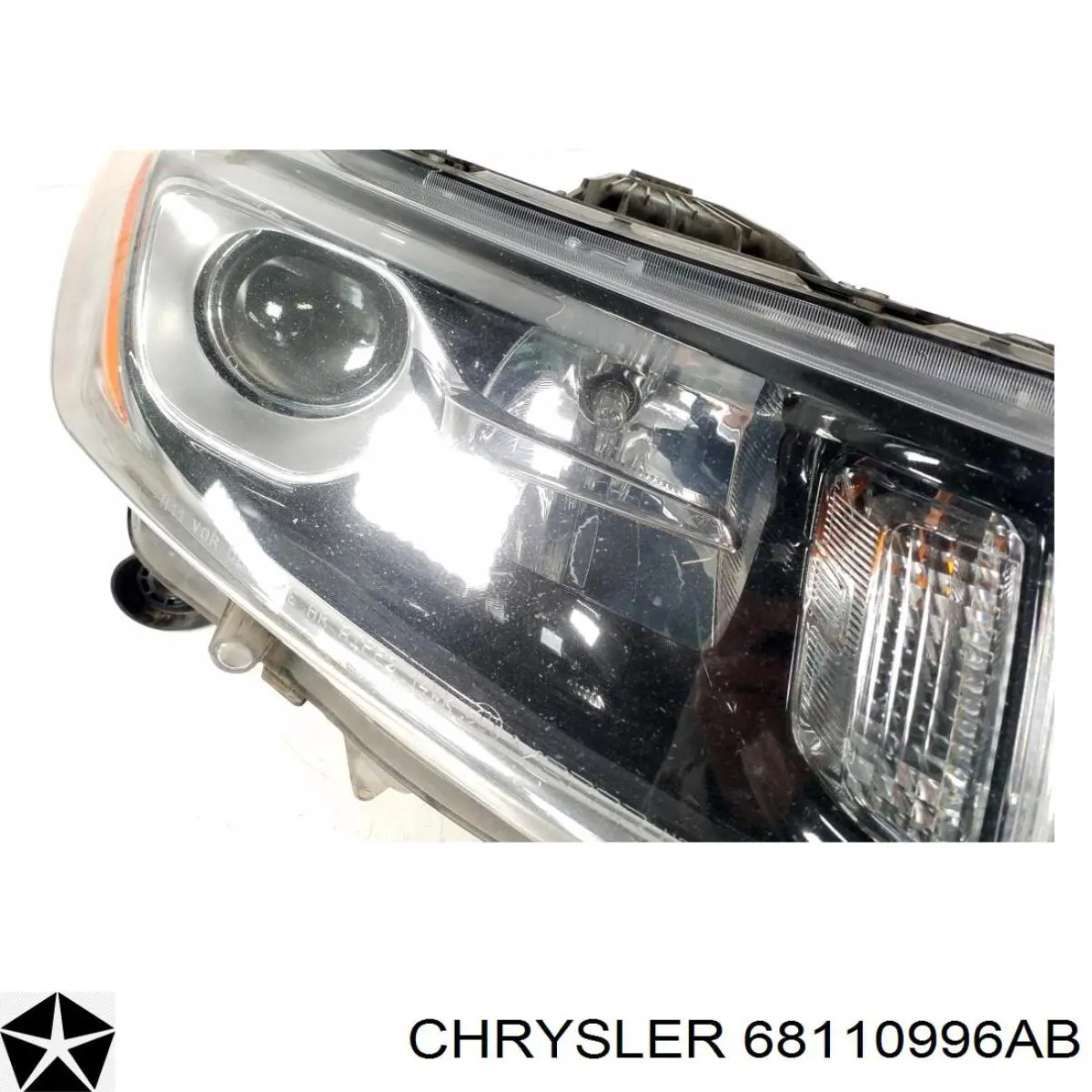 Do koszyka 68110996AB Chrysler Reflektor prawy