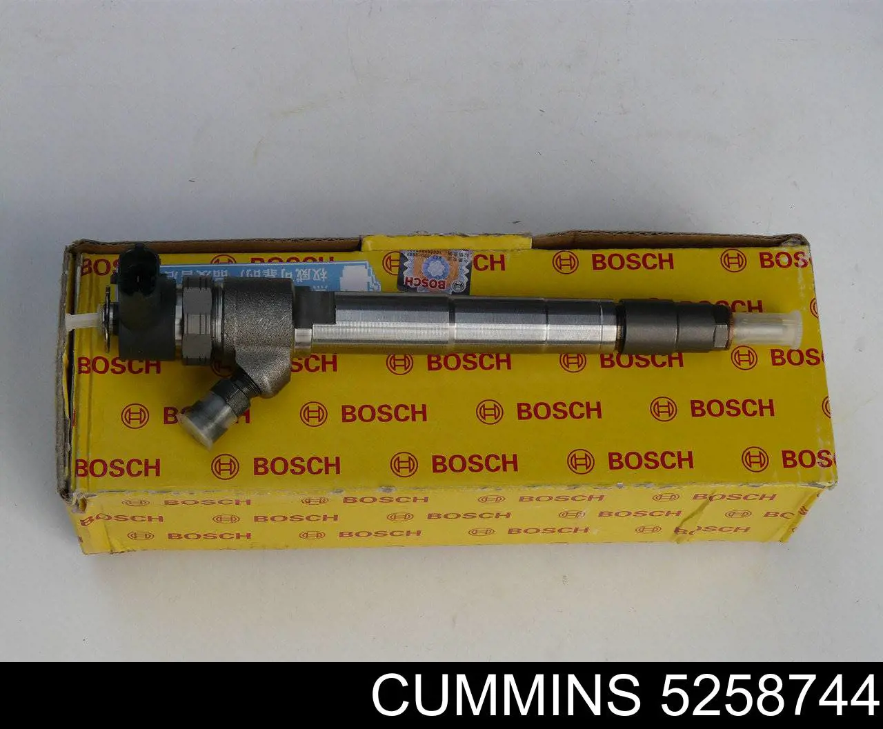 Wtryskiwacz paliwa Cummins 5258744 cena, od 318,77 USD