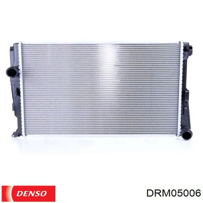 DRM05006 Denso chłodnica silnika