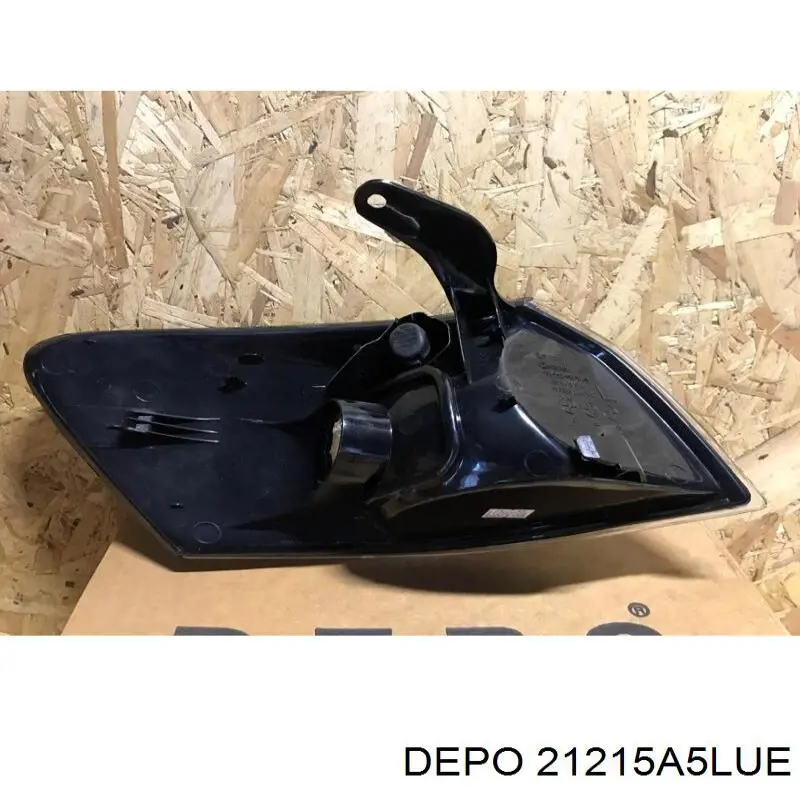 Kierunkowskaz lewy Depo/Loro 21215A5LUE cena, od 7,02 USD