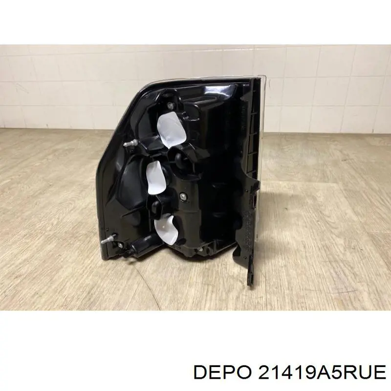 Lampa zespolona tylna prawa Depo/Loro/Abakus 21419A5RUE cena, od 123,24 USD