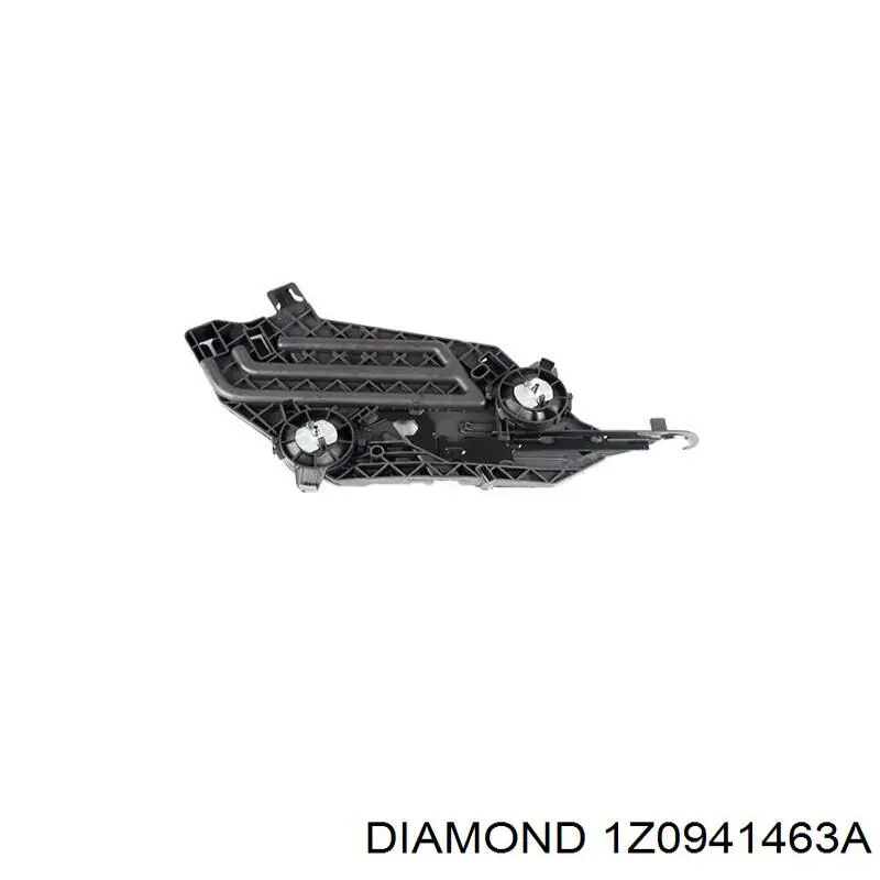 69230725 Polcar Wsponik (adapter) mocowania reflektora przedniego lewego