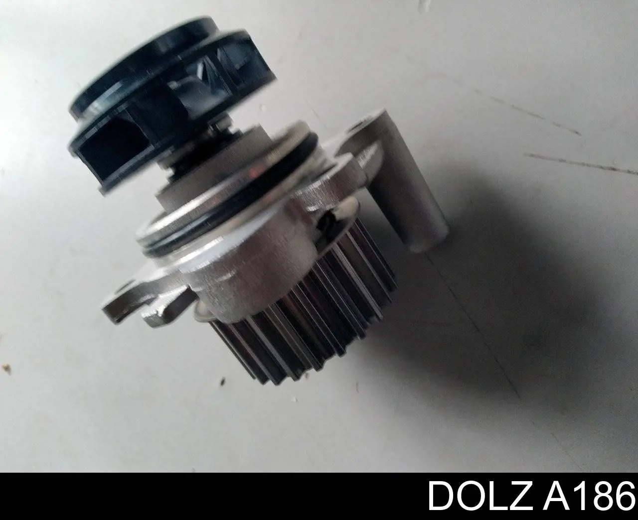 Pompa chłodząca wodna Dolz A186 cena, od 34,07 USD