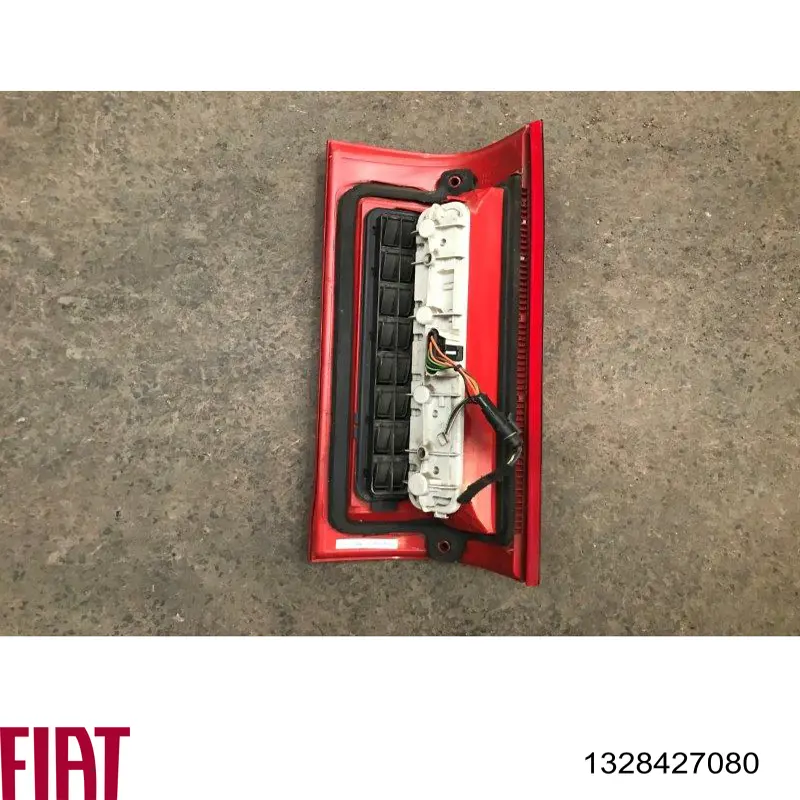 Lampa zespolona tylna prawa Fiat/Alfa/Lancia 1328427080
