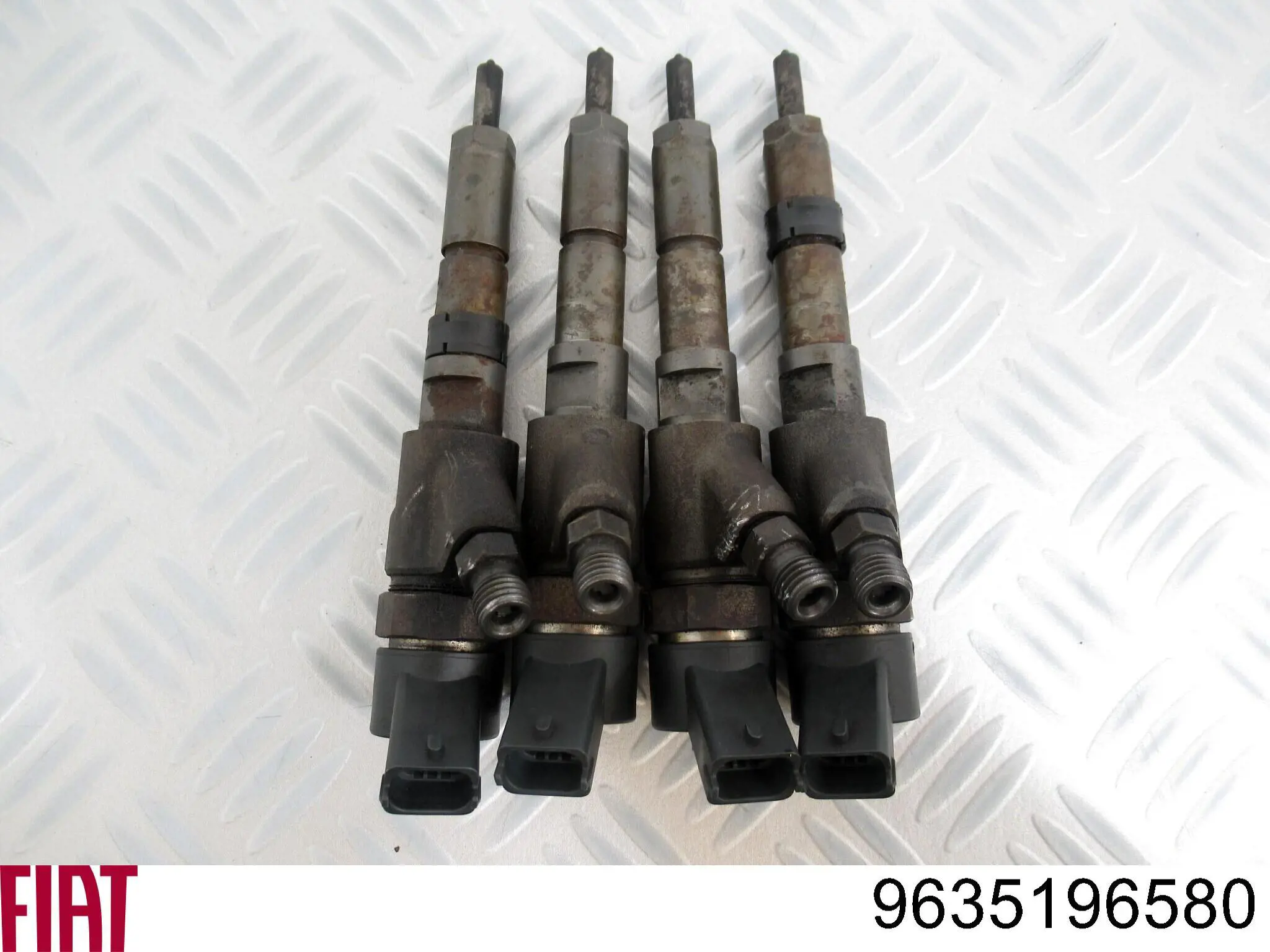 Wtryskiwacz paliwa Fiat/Alfa/Lancia 9635196580