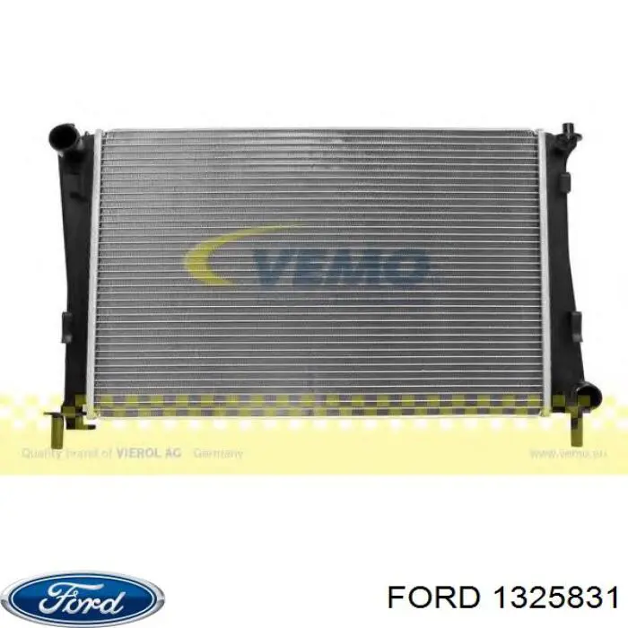 Chłodnica silnika Ford 1325831 cena, od 71,77 USD