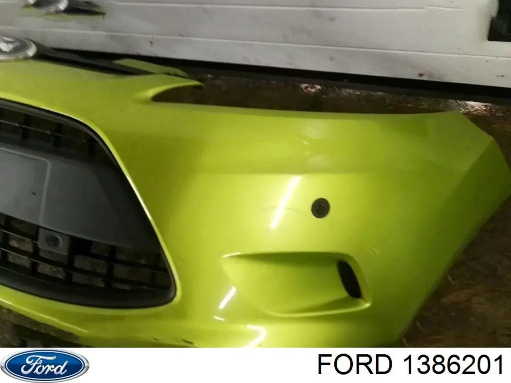 Zderzak przedni Ford 1386201 cena, od 73,17 USD