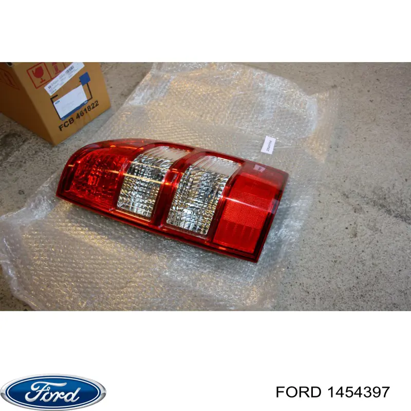 1454397 Ford Lampa zespolona tylna prawa